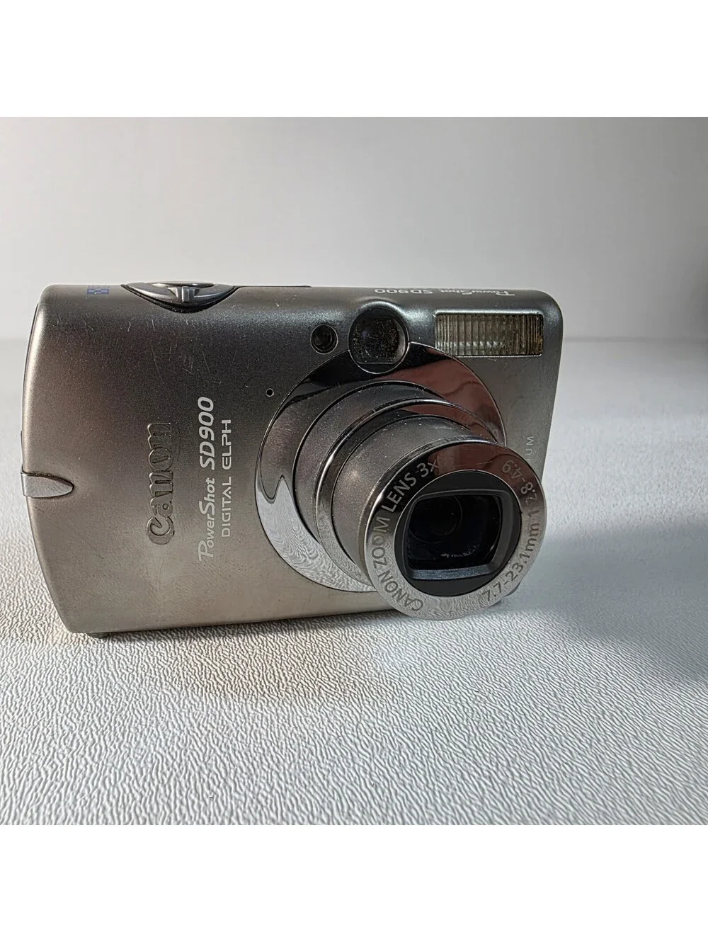 Canon PowerShot ELPH SD900 10.0MP Titanium Digital Camera Gray Tested Working